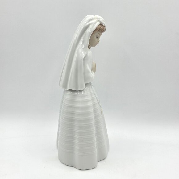 Vintage NAO by Lladro Praying Girl Confirmation First Communion Figurine Retired - Picture 7 of 12